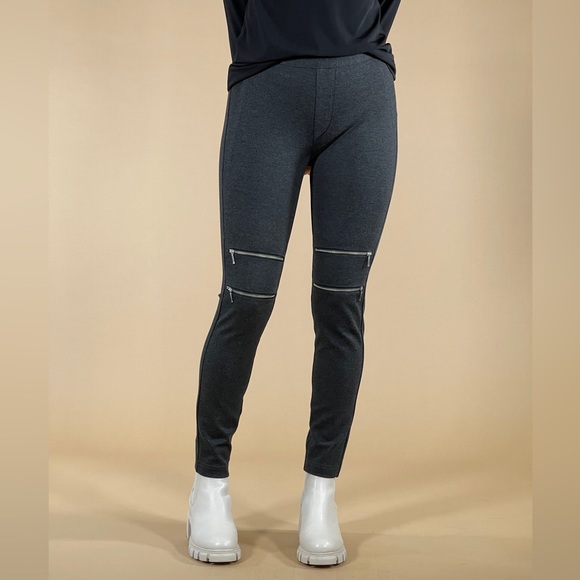 Zip knee skinny - new, never worn! - Picture 3 of 3